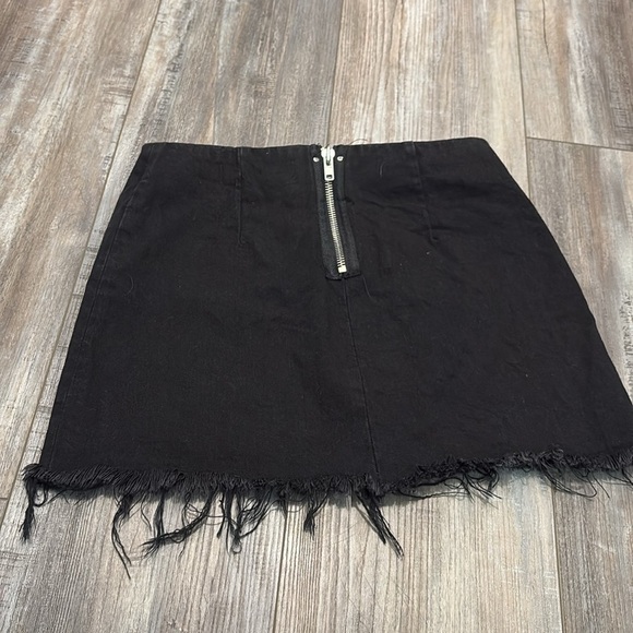 Alexander Wang Black Distressed High Rise Denim Mini Skirt size 29 - Picture 4 of 6